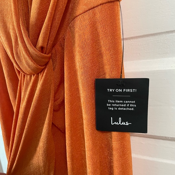 Lulu's Dreamy Date Orange Surplice Midi Dress - NWT - Picture 6 of 7